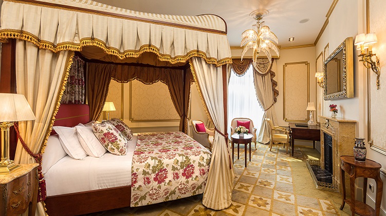 Palace Barcelona Room