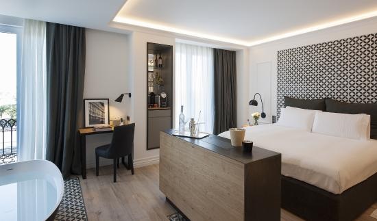 Serras Barcelona Room