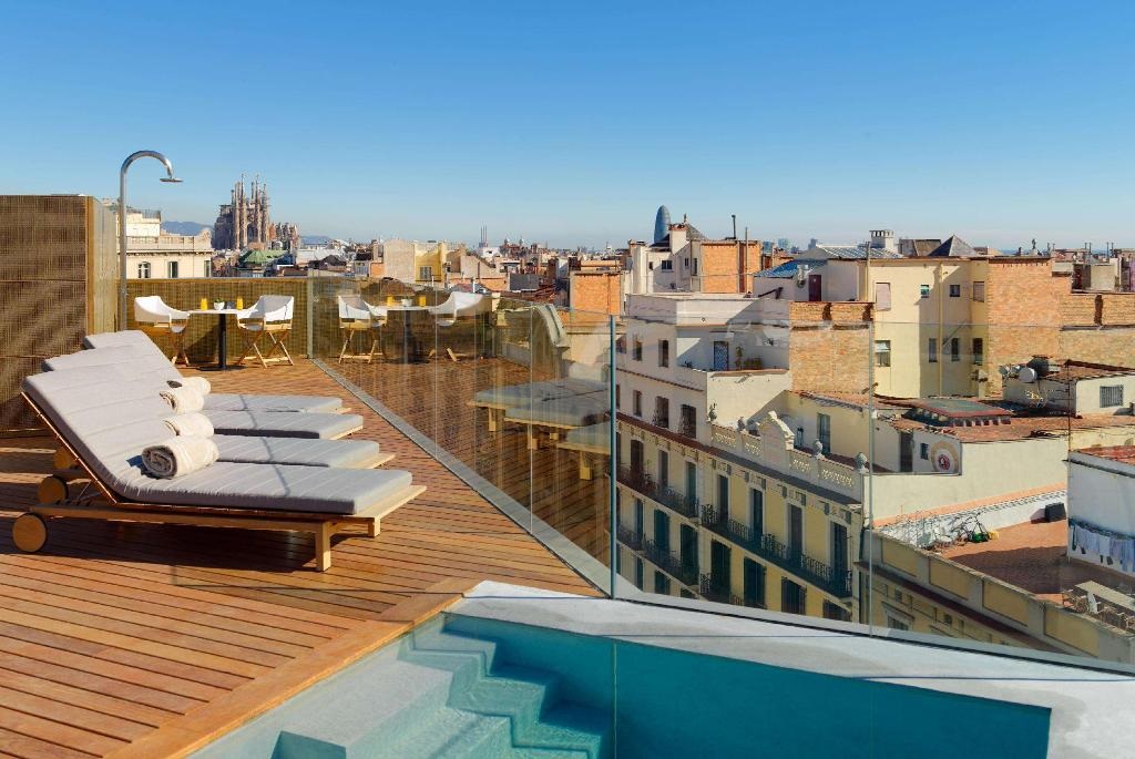 The One Barcelona GL Roof