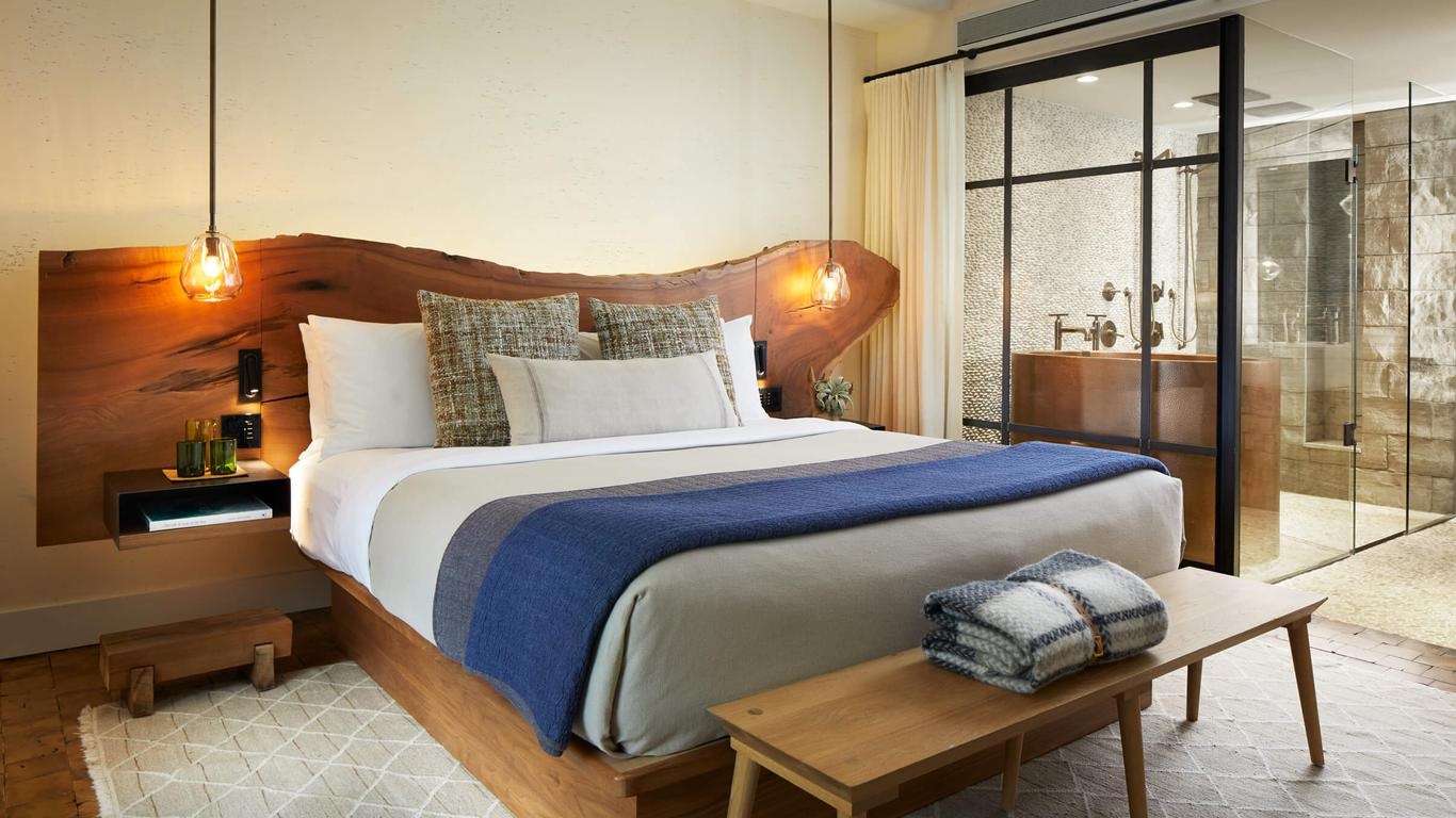 1 HOTEL CENTRAL PARK Bedroom