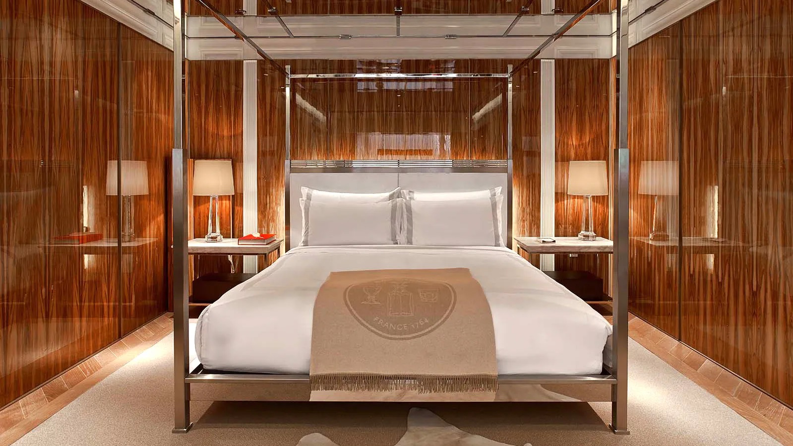 BACCARAT HOTEL AND RESIDENCES NEW YORK Bedroom