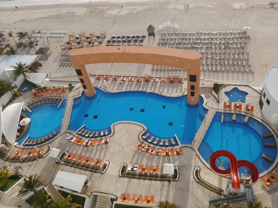 Beach Palace Hotel Resort Cancún Pool