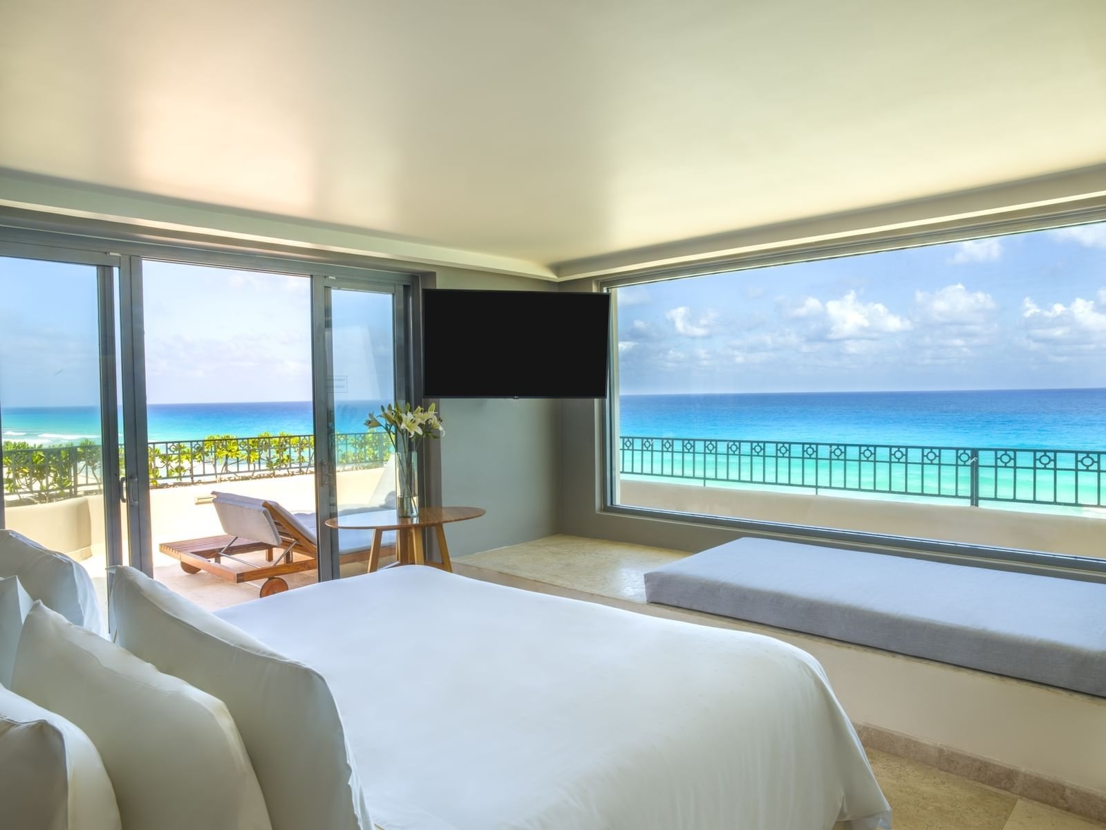 Fiesta Americana Condesa Cancún Bedroom View
