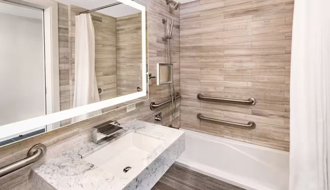 HILTON CLUB THE QUIN NEW YORK Bathroom