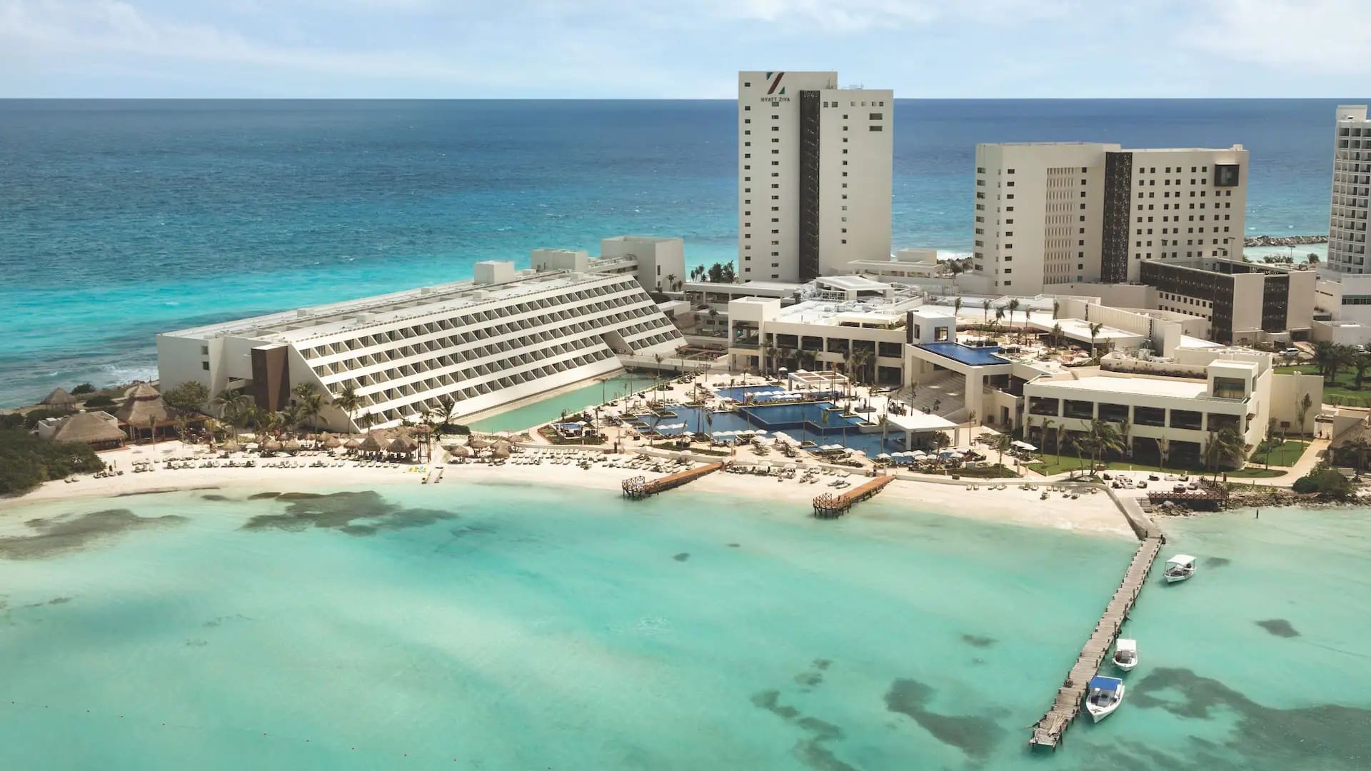 Hyatt Ziva Cancun Facade