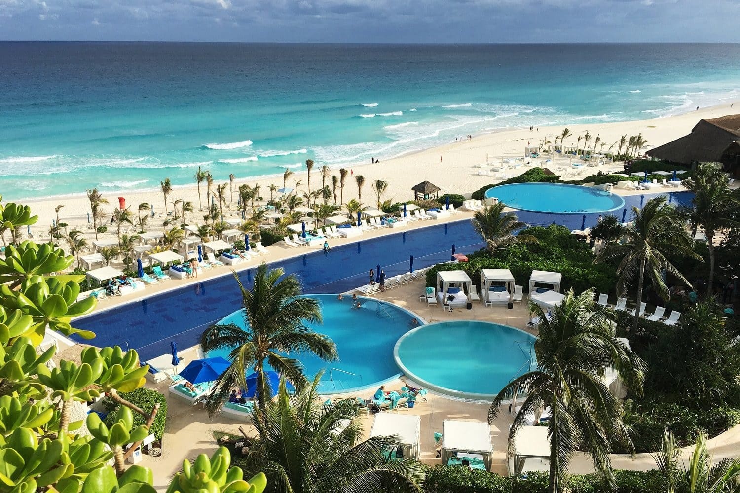 Live Aqua Beach Resort Cancun Pool