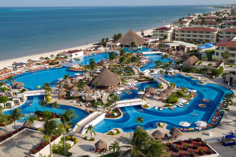 Moon Palace Golf & Spa Resort Pool