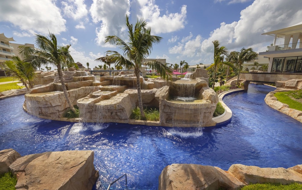 Planet Hollywood Adult Scene Cancún Water