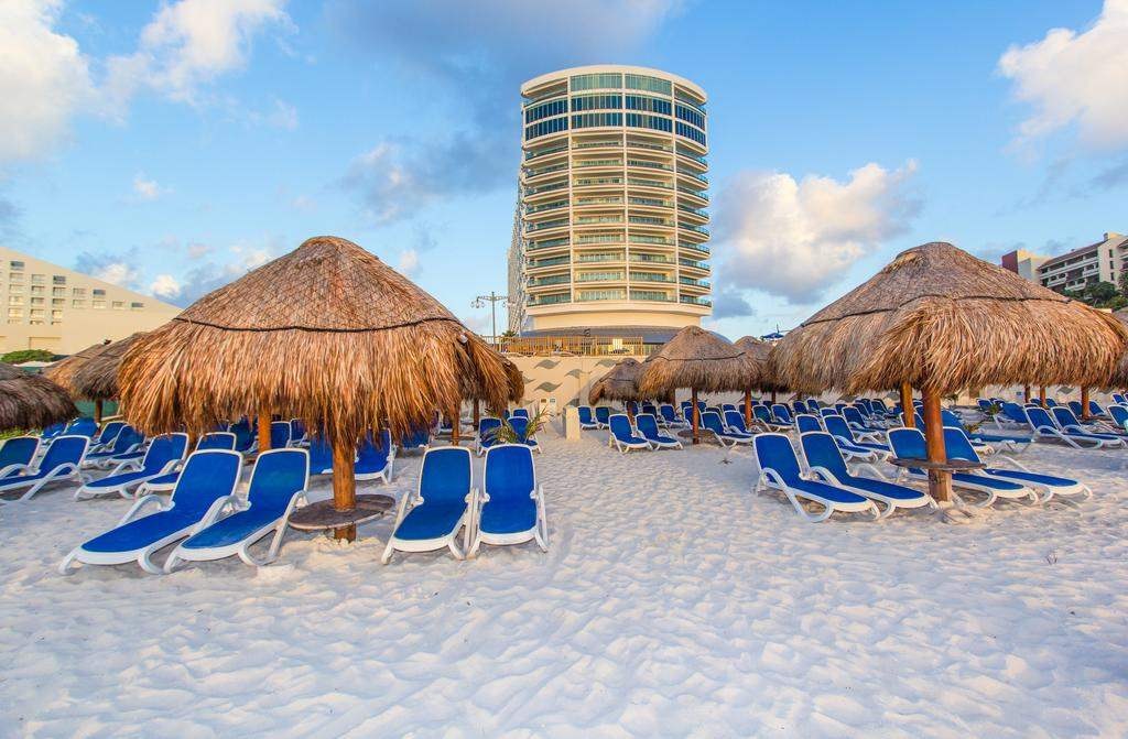 Seadust Cancun Family Resort Beach View