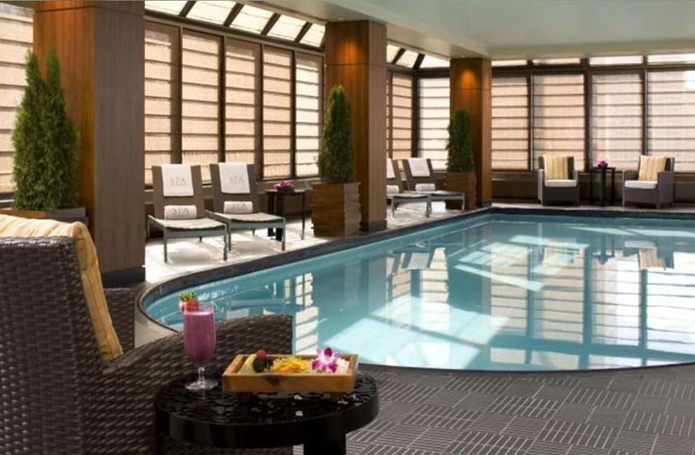 THE PENINSULA NEW YORK Pool