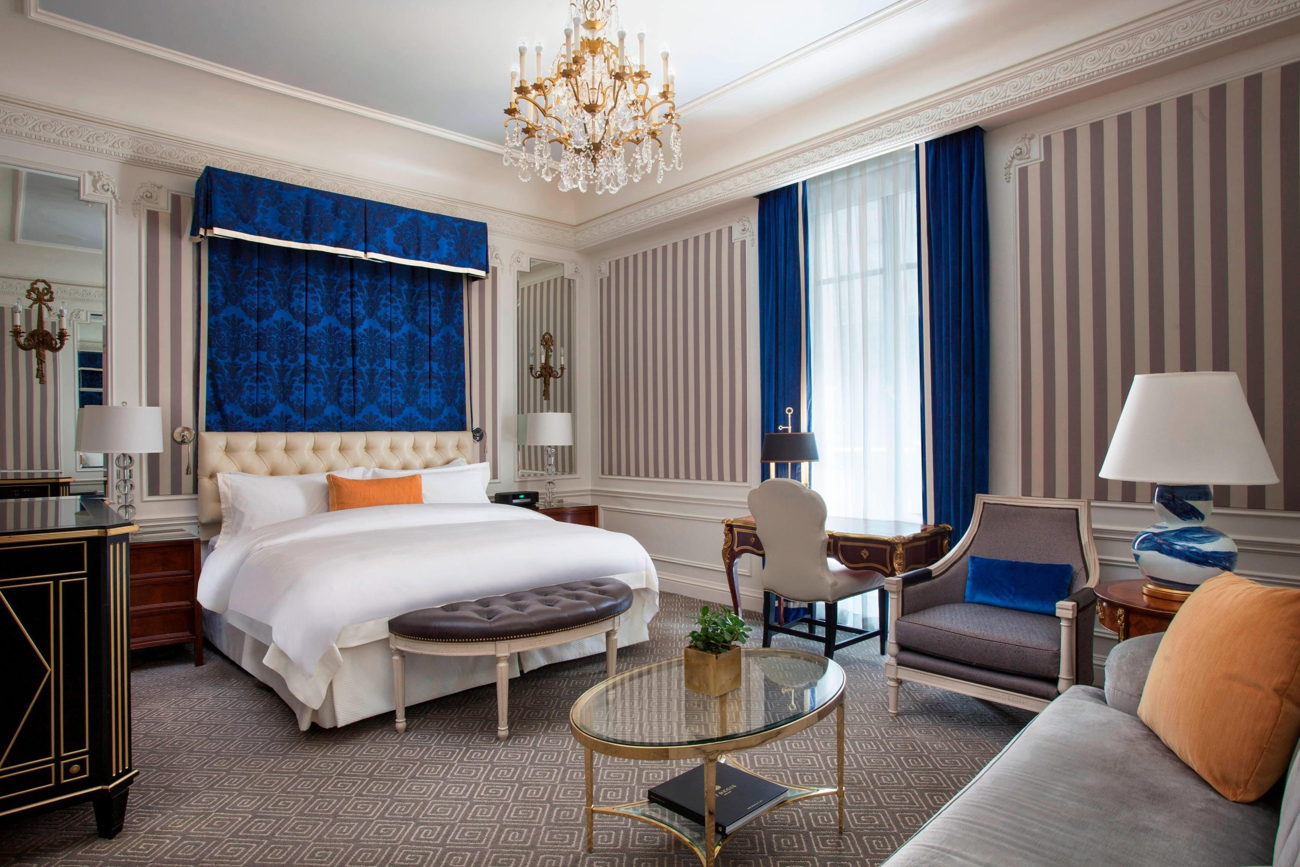 THE ST. REGIS NEW YORK HOTEL Bedroom