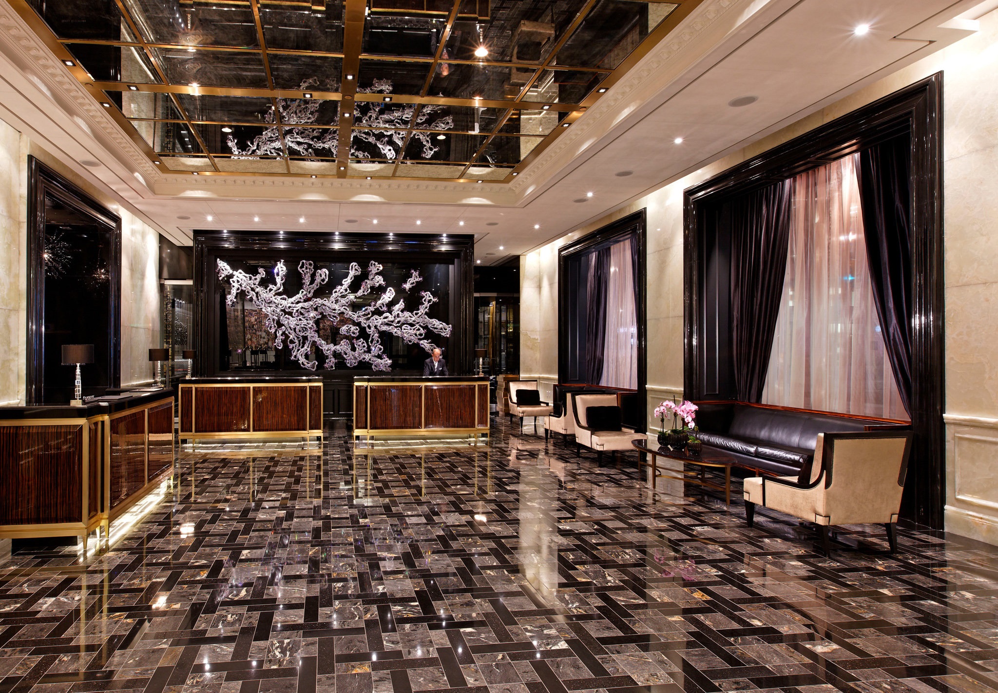 TRUMP INTERNATIONAL HOTEL AND TOWER Lobby