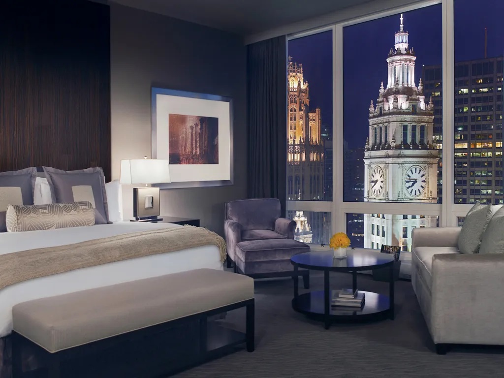 TRUMP INTERNATIONAL HOTEL AND TOWER Bedroom