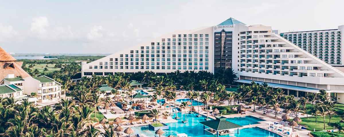 Iberostar Cancun Facade
