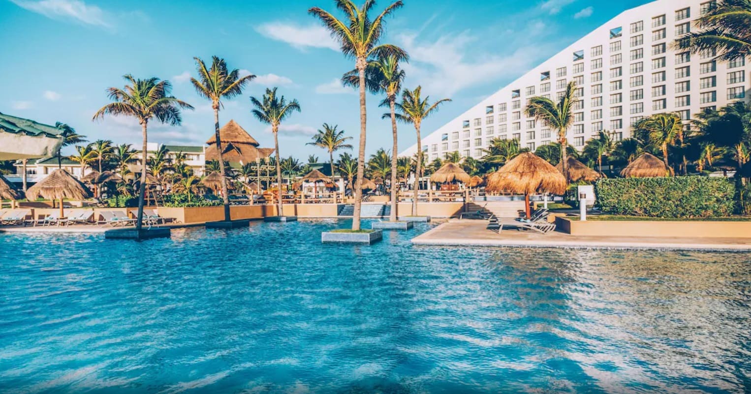 Iberostar Cancun Pool