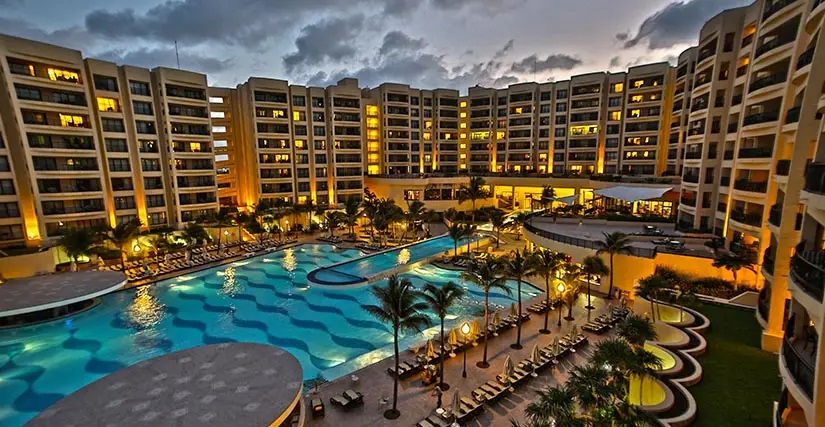 The Royal Sands Resort & Spa All Inclusive Night