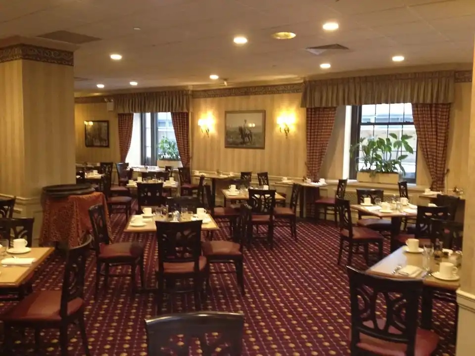 THE ROOSEVELT HOTEL Restaurant