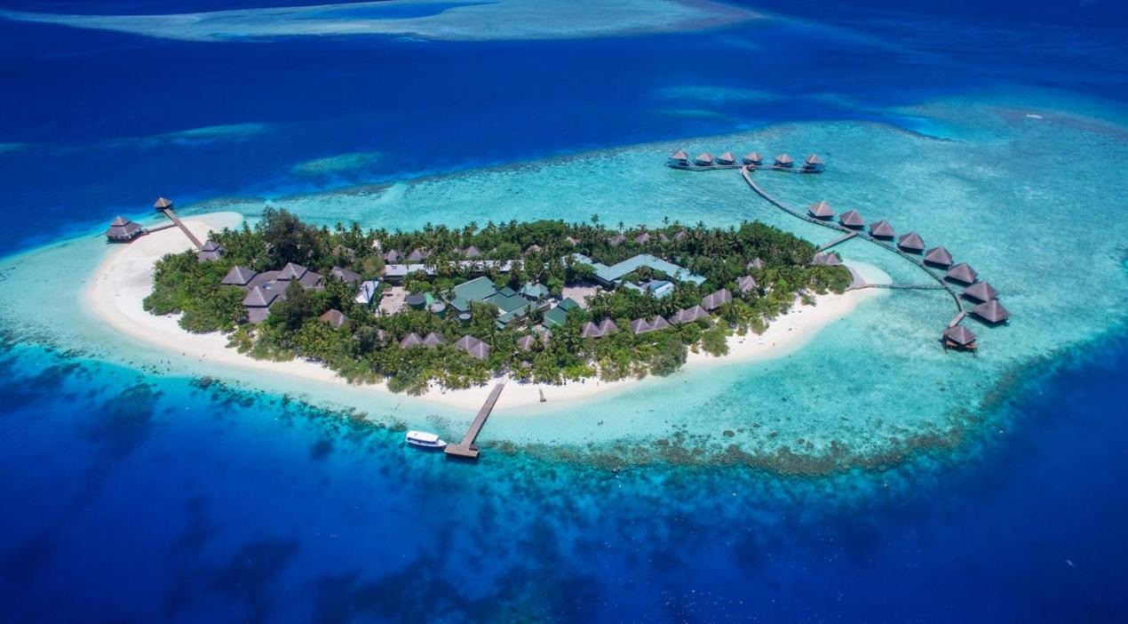 Adaaran Club Rannalhi Island