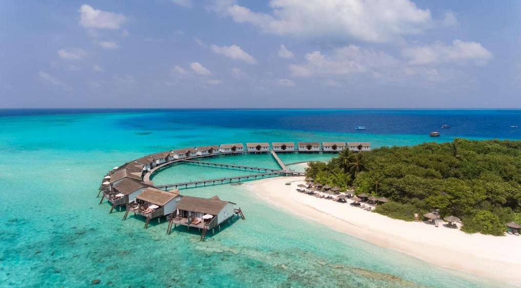 Reethi Beach Resort Water Villa Exterior