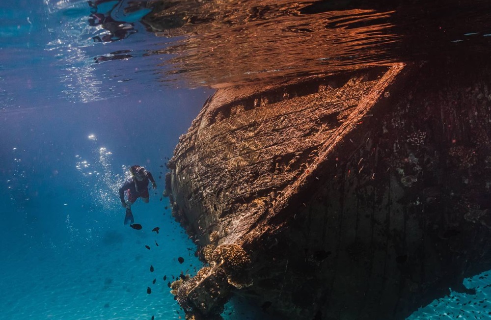 Sun Siyam Olhuveli Shipwreck Snorkeling