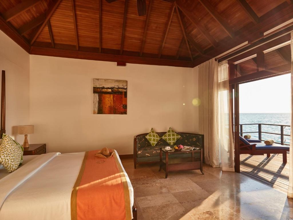Sun Siyam Olhuveli Water Villa Bedroom